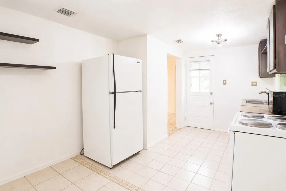 490 JOHN STREET #A & B Lake Helen, FL 32744