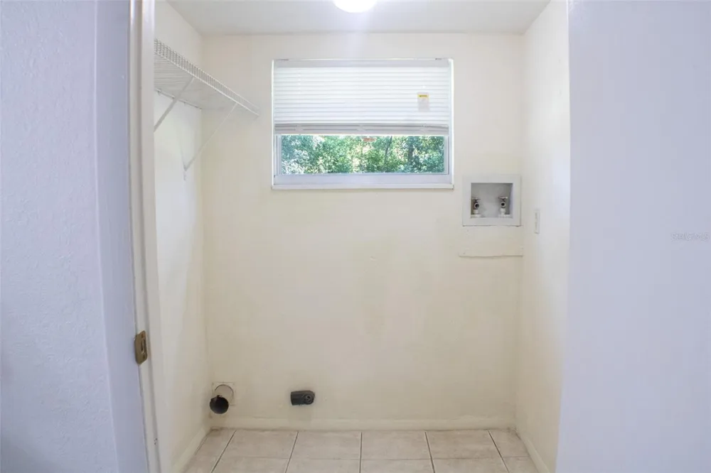 490 JOHN STREET #A & B Lake Helen, FL 32744