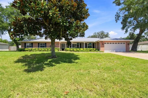 610 HITCHING POST DRIVE