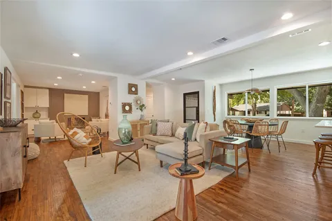 2525 Springhill Drive