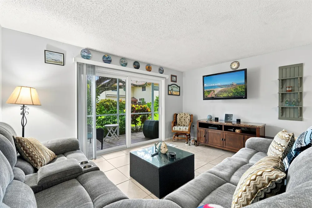 717 S US HIGHWAY 1 #206 Jupiter, FL 33477