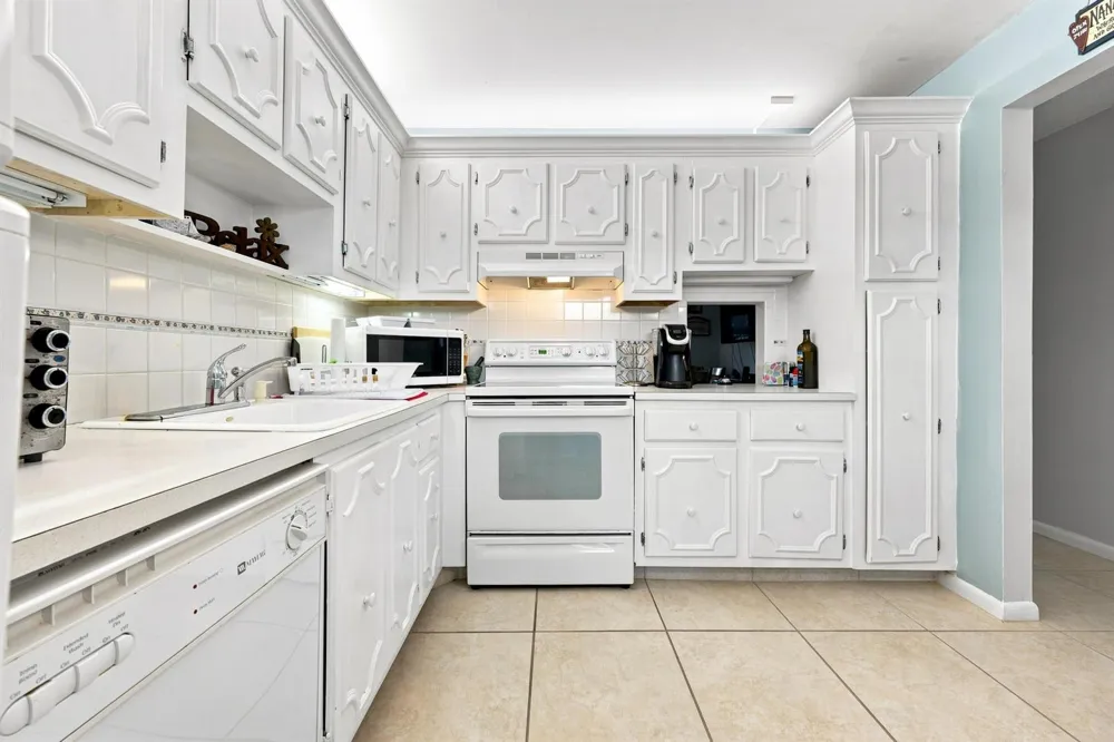 717 S US HIGHWAY 1 #206 Jupiter, FL 33477
