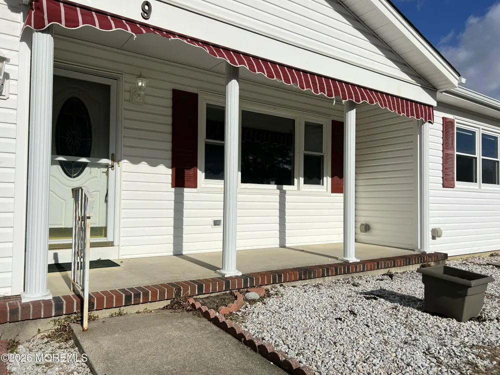 9 Westport Drive Toms River, NJ 08757