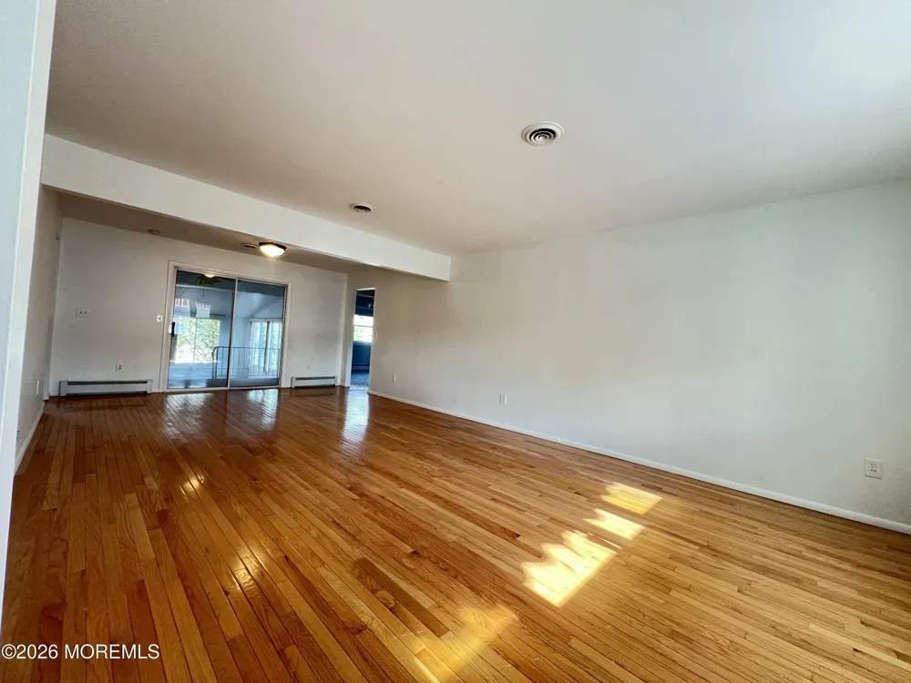 9 Westport Drive Toms River, NJ 08757