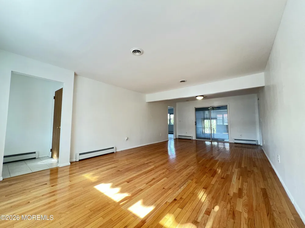 9 Westport Drive Toms River, NJ 08757