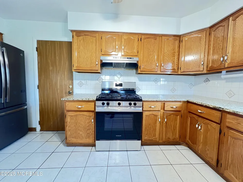 9 Westport Drive Toms River, NJ 08757
