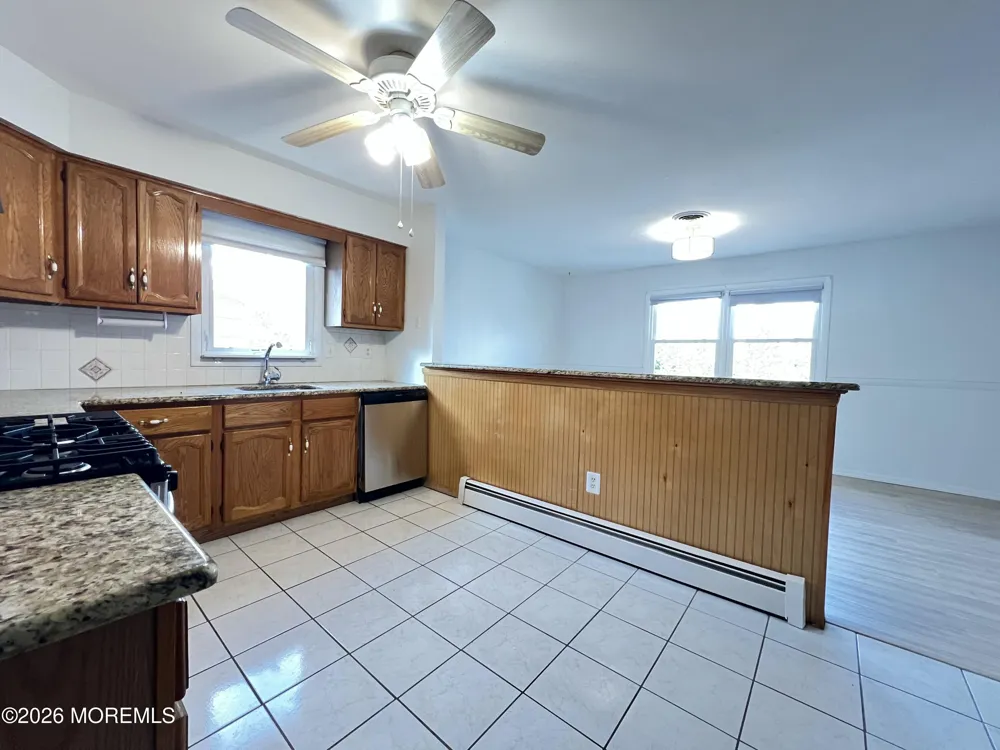 9 Westport Drive Toms River, NJ 08757