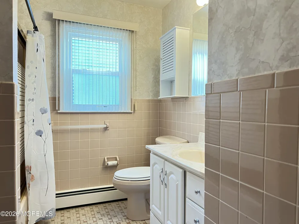 9 Westport Drive Toms River, NJ 08757