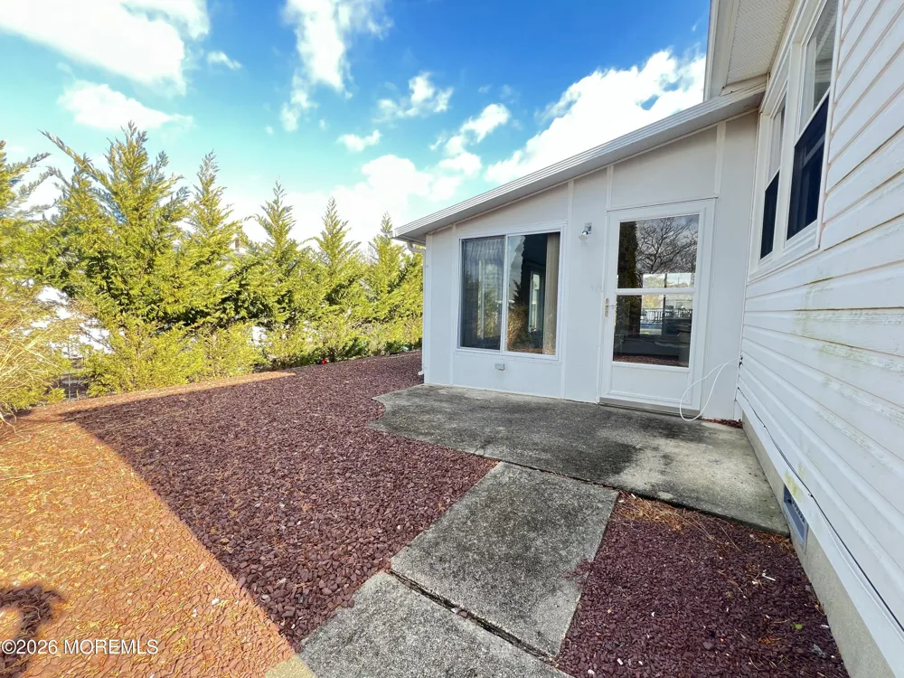 9 Westport Drive Toms River, NJ 08757