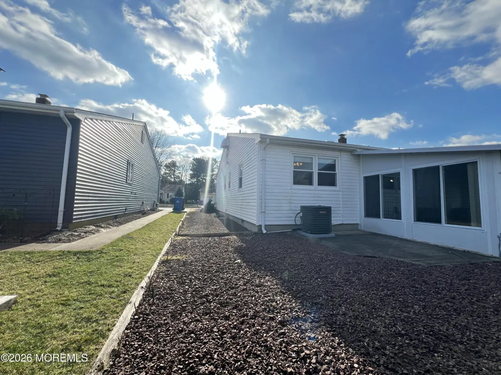 9 Westport Drive Toms River, NJ 08757