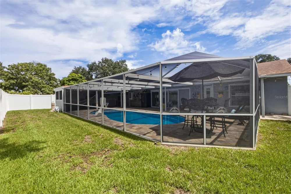 7151 121ST AVENUE Largo, FL 33773