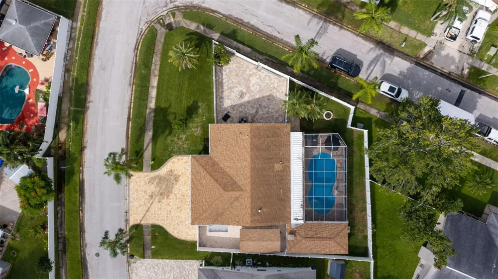 7151 121ST AVENUE Largo, FL 33773