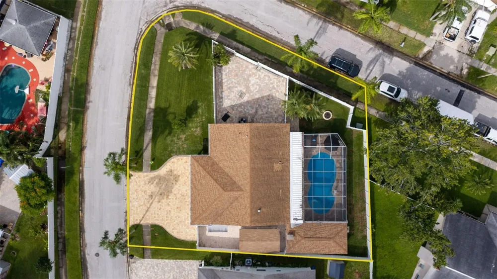 7151 121ST AVENUE Largo, FL 33773