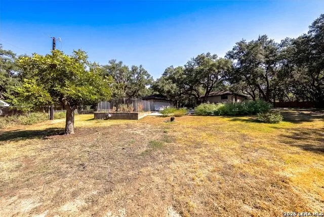 8621 INDIAN HILLS LN Boerne, TX 78006