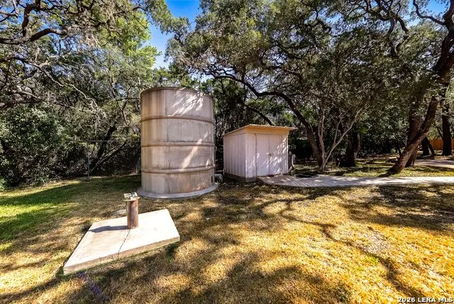 8621 INDIAN HILLS LN Boerne, TX 78006