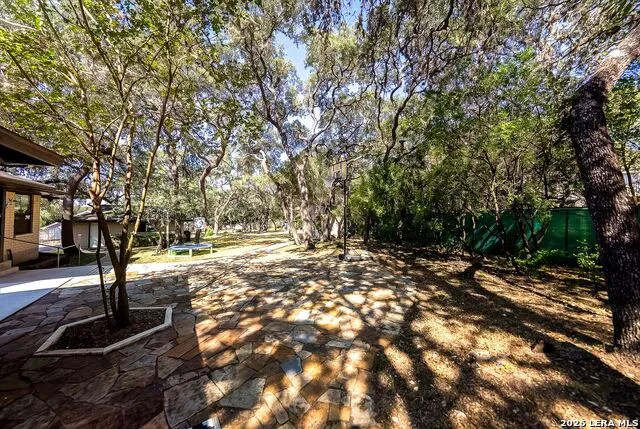 8621 INDIAN HILLS LN Boerne, TX 78006