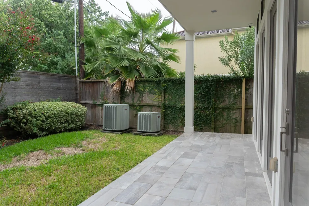 5506 Bosque Street Houston, TX 77056