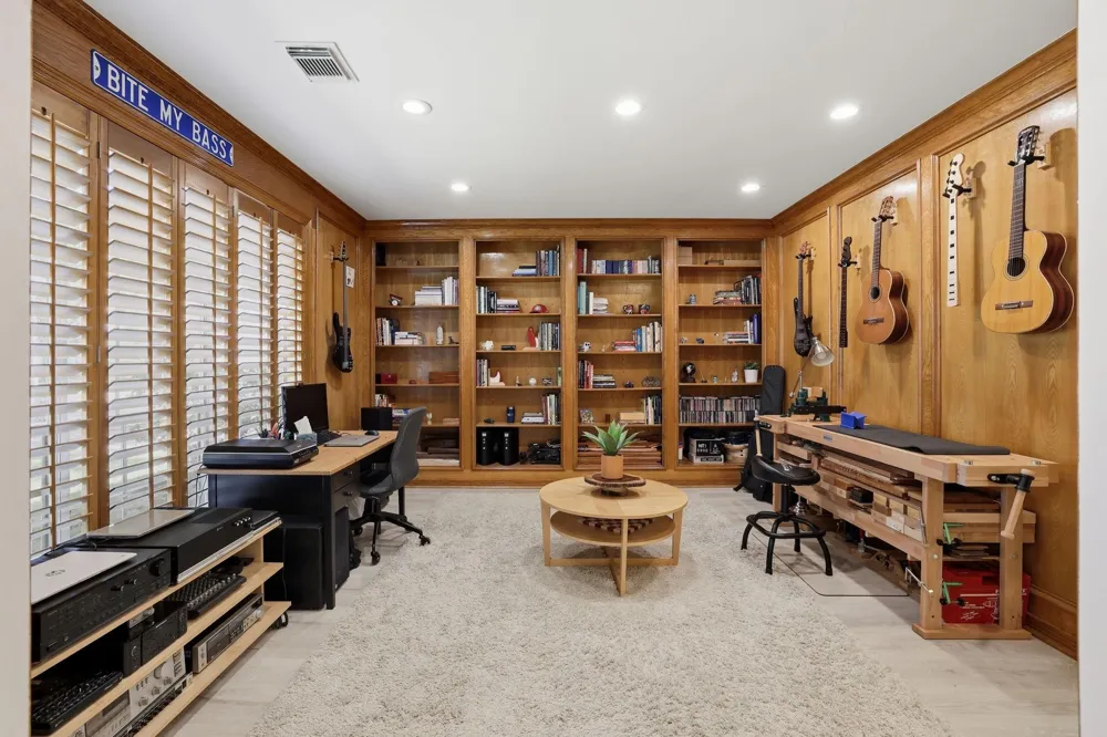 4519 Castlewood Street Sugar Land, TX 77479