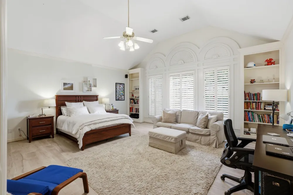 4519 Castlewood Street Sugar Land, TX 77479