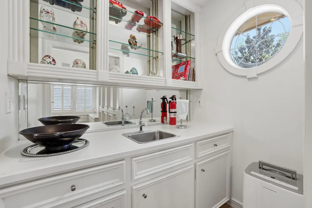4519 Castlewood Street Sugar Land, TX 77479