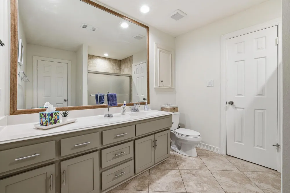 4519 Castlewood Street Sugar Land, TX 77479