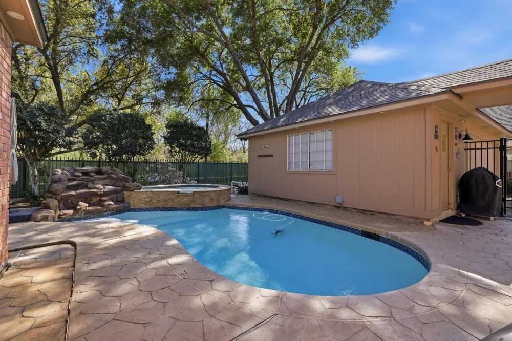 4519 Castlewood Street Sugar Land, TX 77479