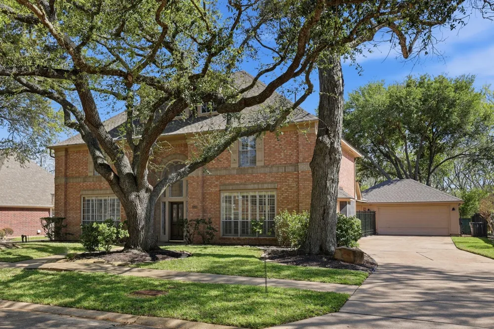 4519 Castlewood Street Sugar Land, TX 77479