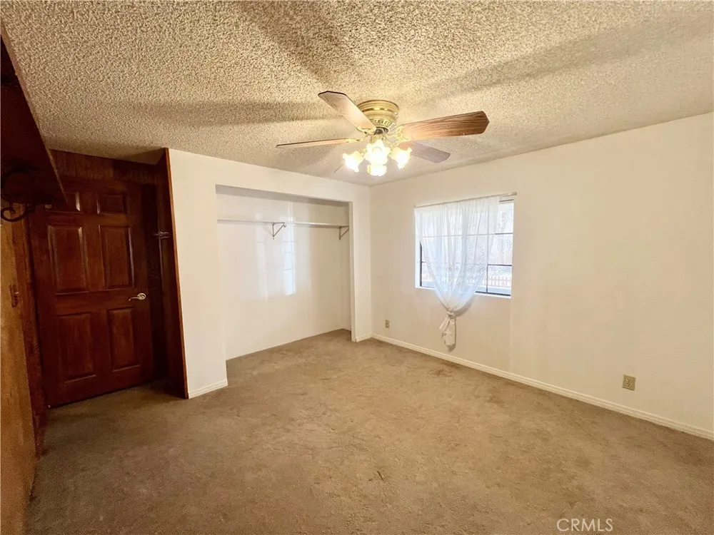 928 Elm Frazier Park, CA 93225