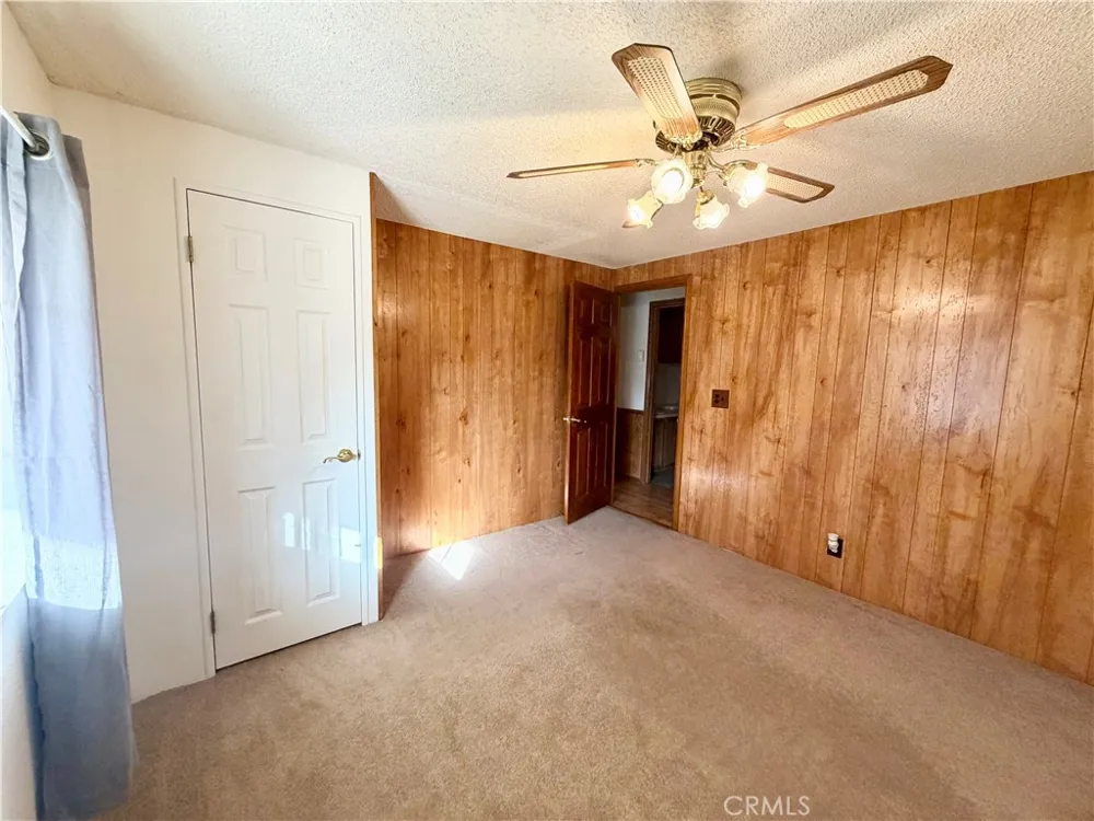 928 Elm Frazier Park, CA 93225