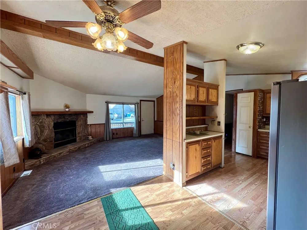 928 Elm Frazier Park, CA 93225