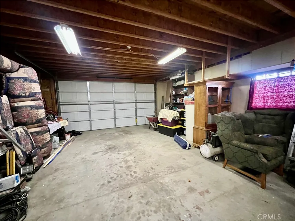 928 Elm Frazier Park, CA 93225