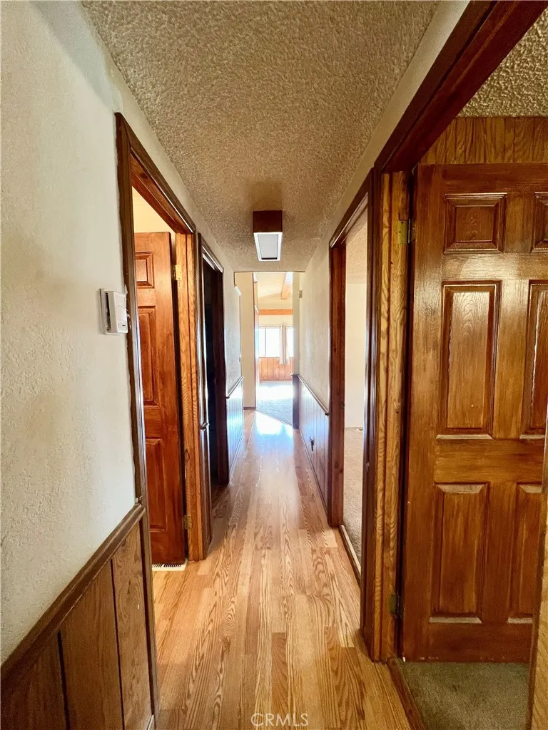 928 Elm Frazier Park, CA 93225