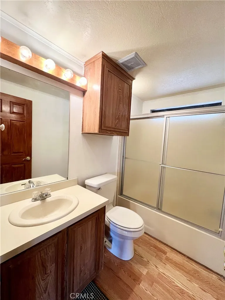 928 Elm Frazier Park, CA 93225
