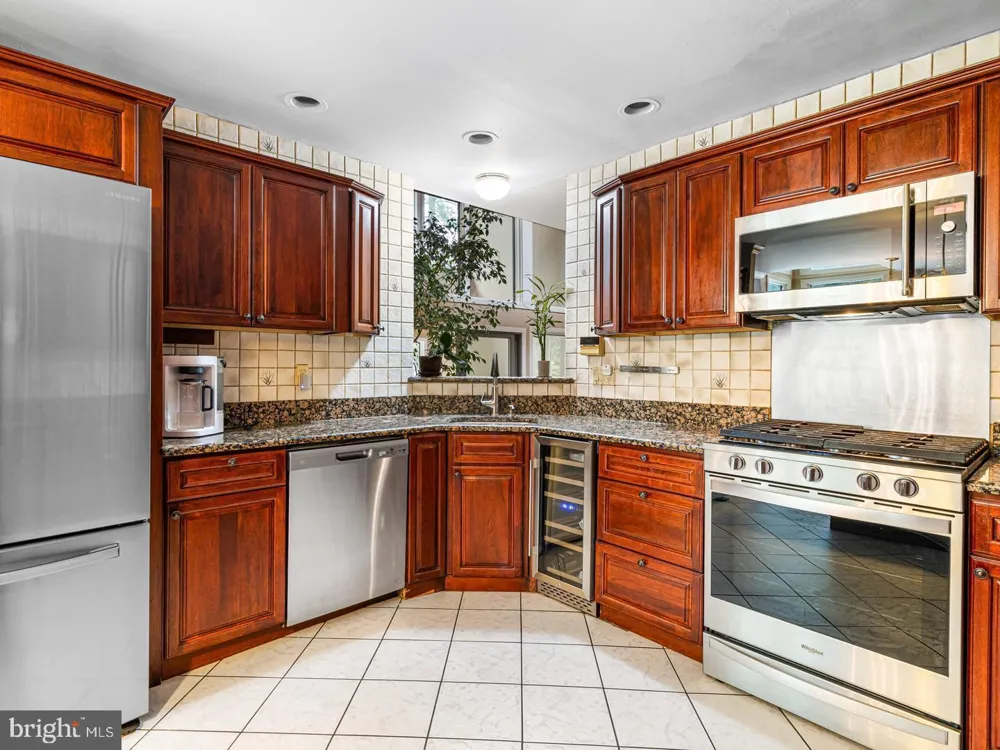 1983 MELMAR ROAD Huntingdon Valley, PA 19006