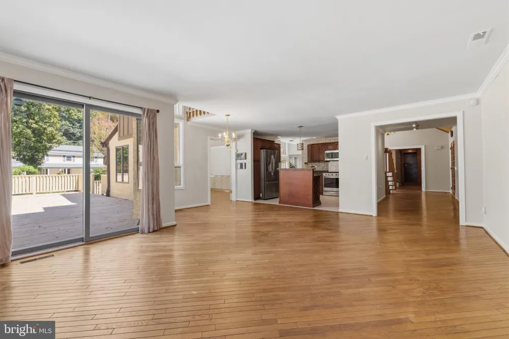 1983 MELMAR ROAD Huntingdon Valley, PA 19006
