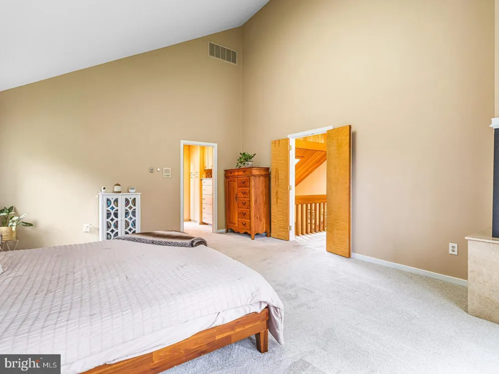 1983 MELMAR ROAD Huntingdon Valley, PA 19006