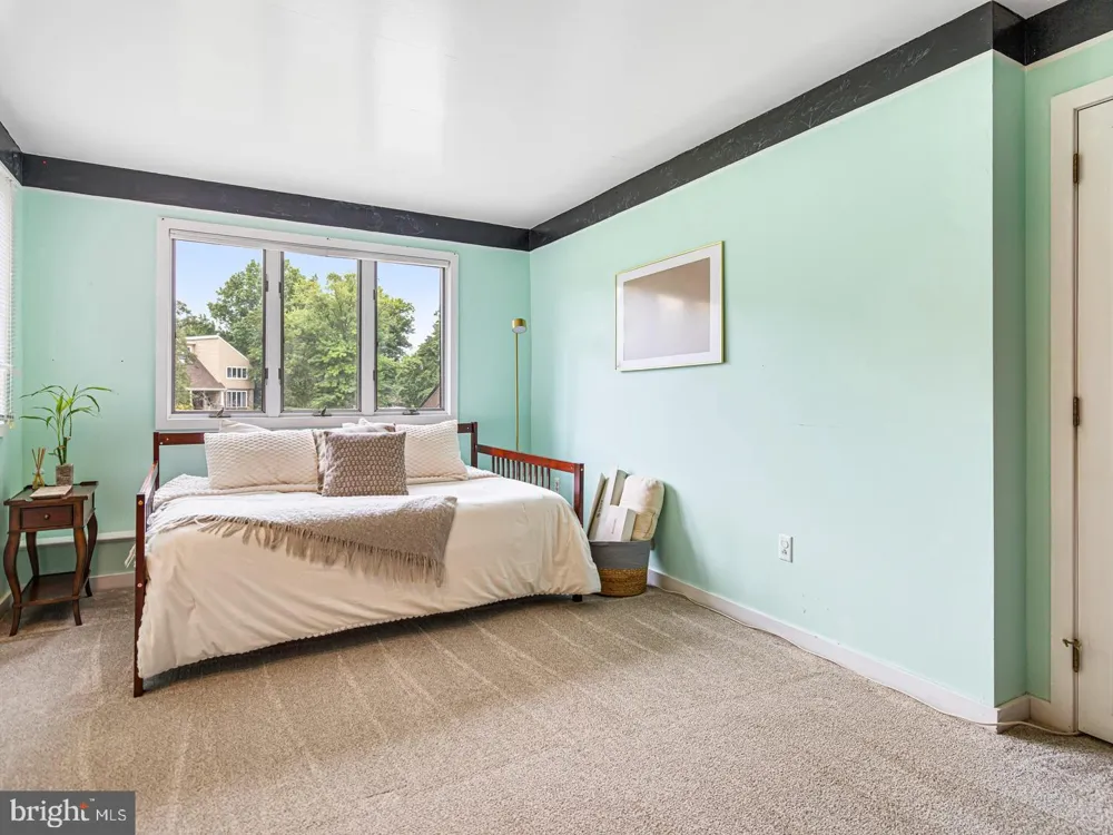 1983 MELMAR ROAD Huntingdon Valley, PA 19006