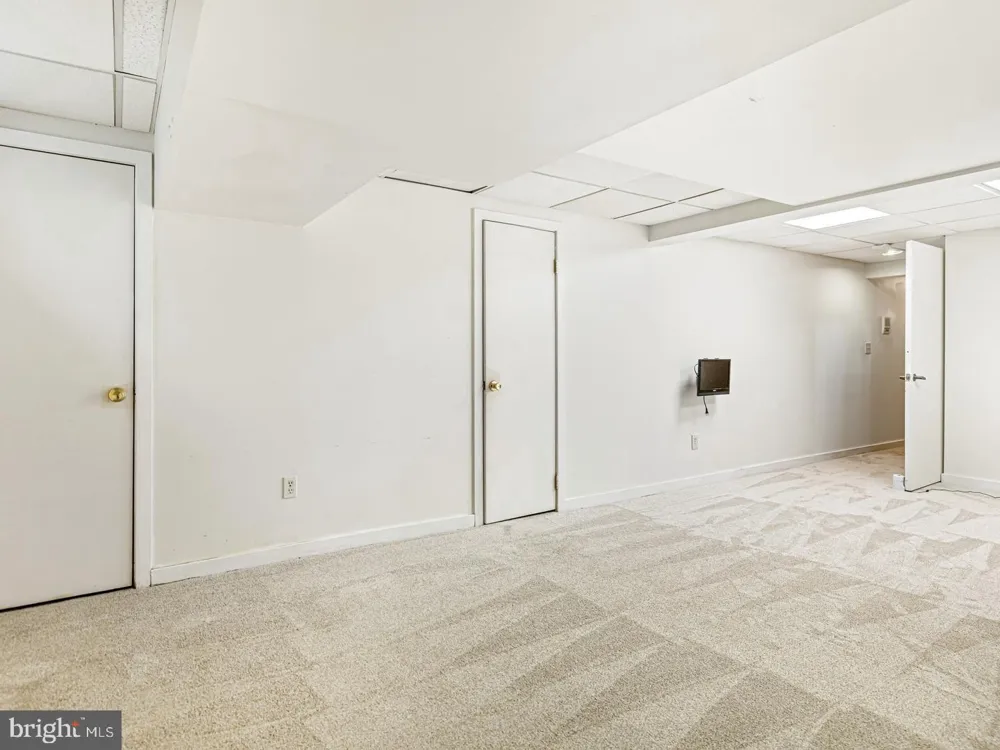 1983 MELMAR ROAD Huntingdon Valley, PA 19006