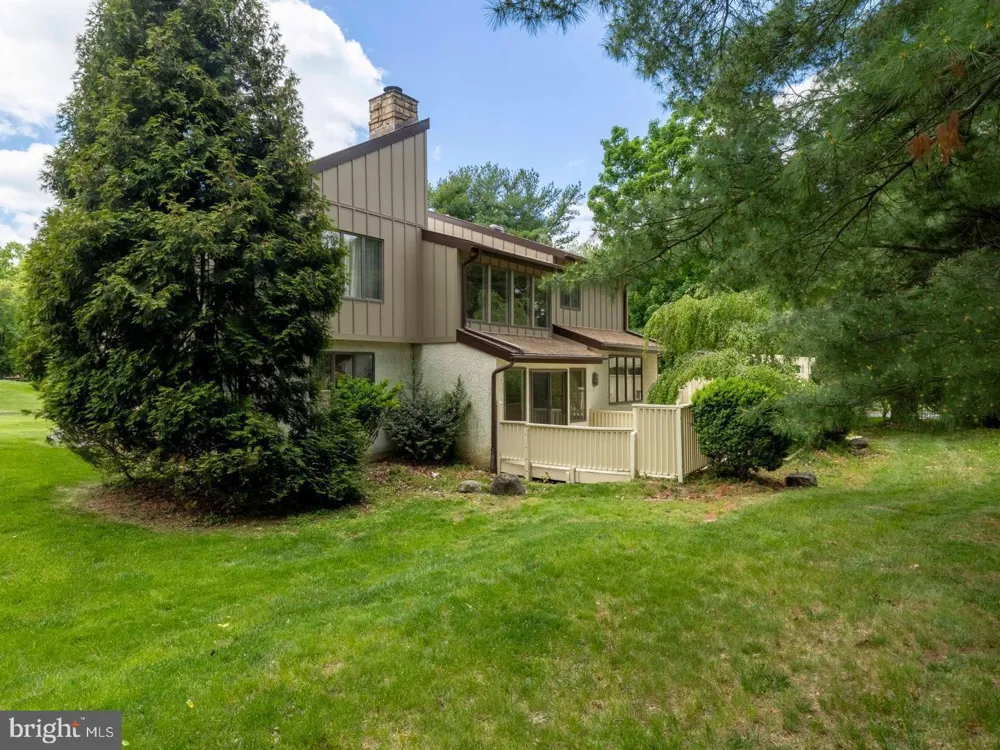 1983 MELMAR ROAD Huntingdon Valley, PA 19006