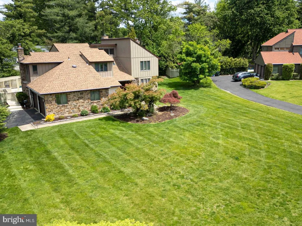 1983 MELMAR ROAD Huntingdon Valley, PA 19006