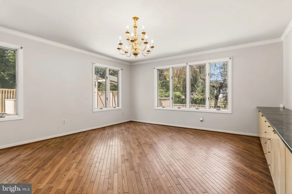 1983 MELMAR ROAD Huntingdon Valley, PA 19006