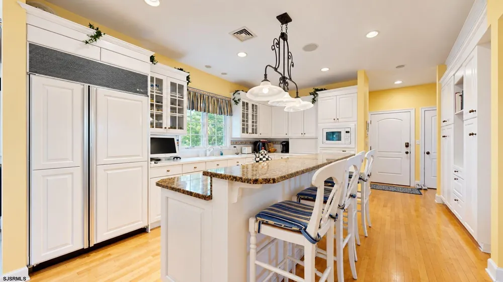 1262 Franklin Blvd Linwood, NJ 08221