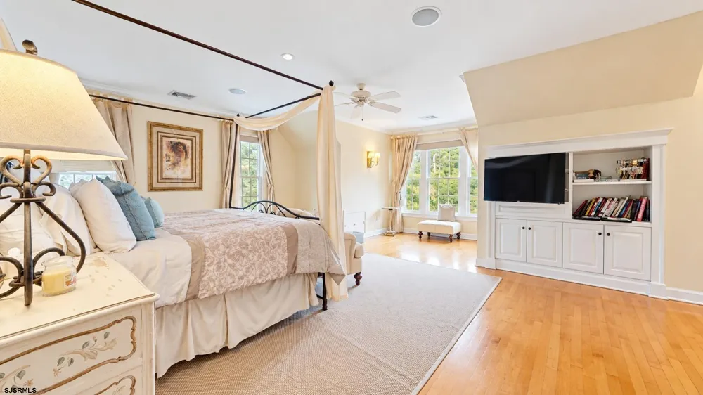 1262 Franklin Blvd Linwood, NJ 08221