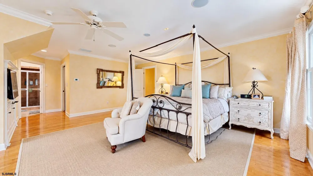 1262 Franklin Blvd Linwood, NJ 08221