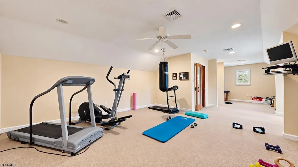 1262 Franklin Blvd Linwood, NJ 08221