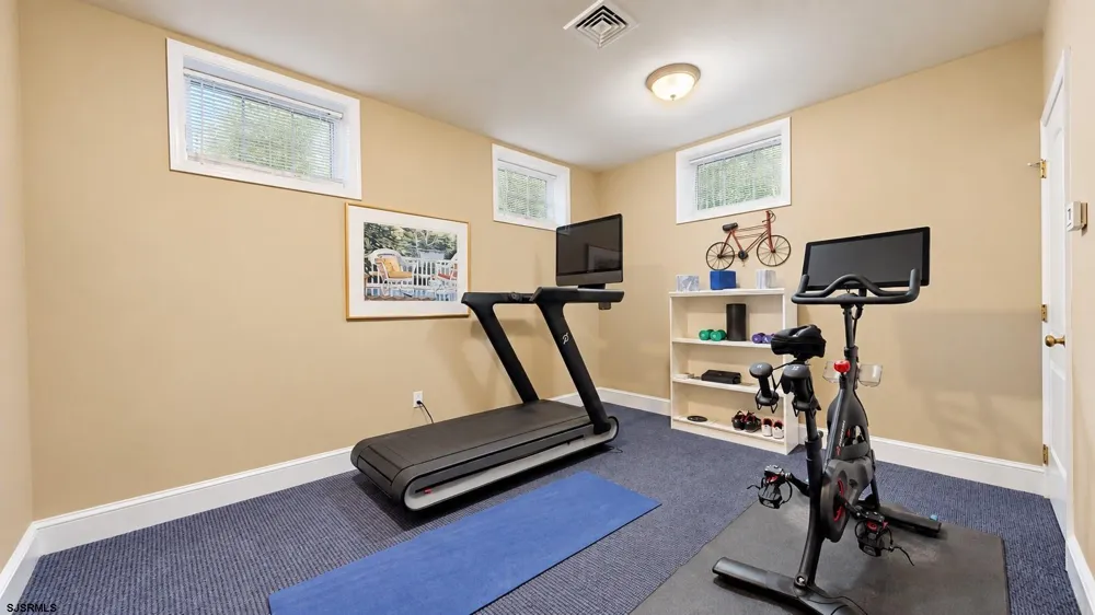 1262 Franklin Blvd Linwood, NJ 08221
