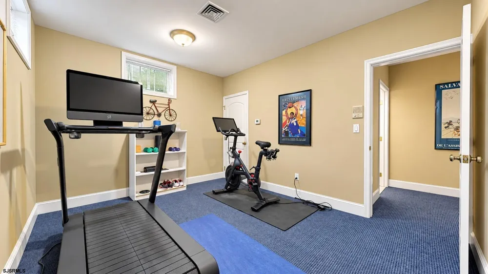 1262 Franklin Blvd Linwood, NJ 08221