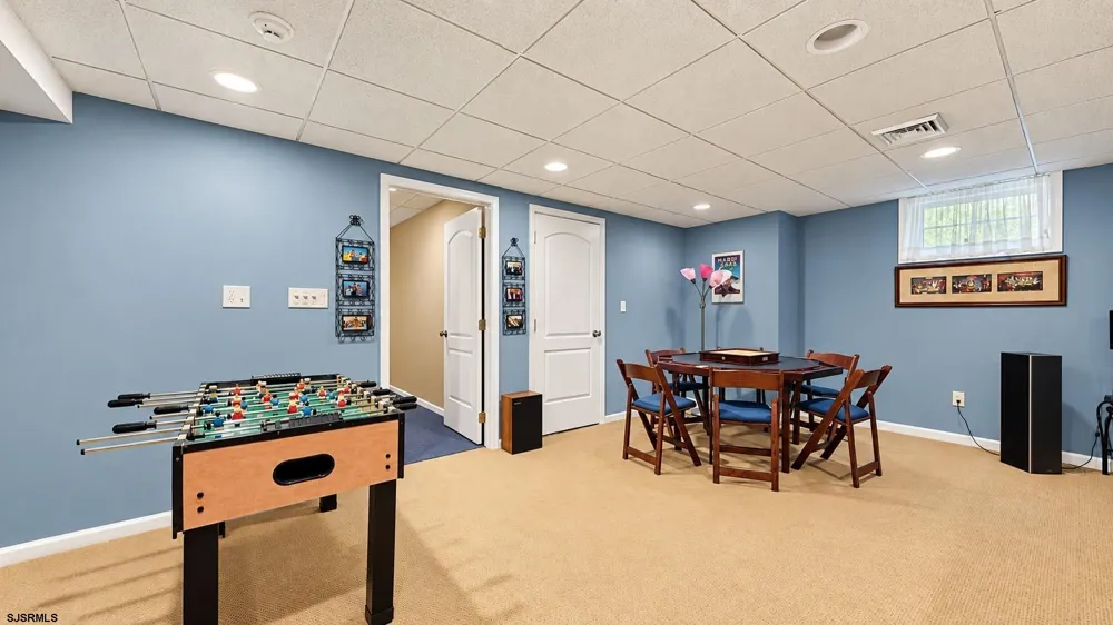 1262 Franklin Blvd Linwood, NJ 08221