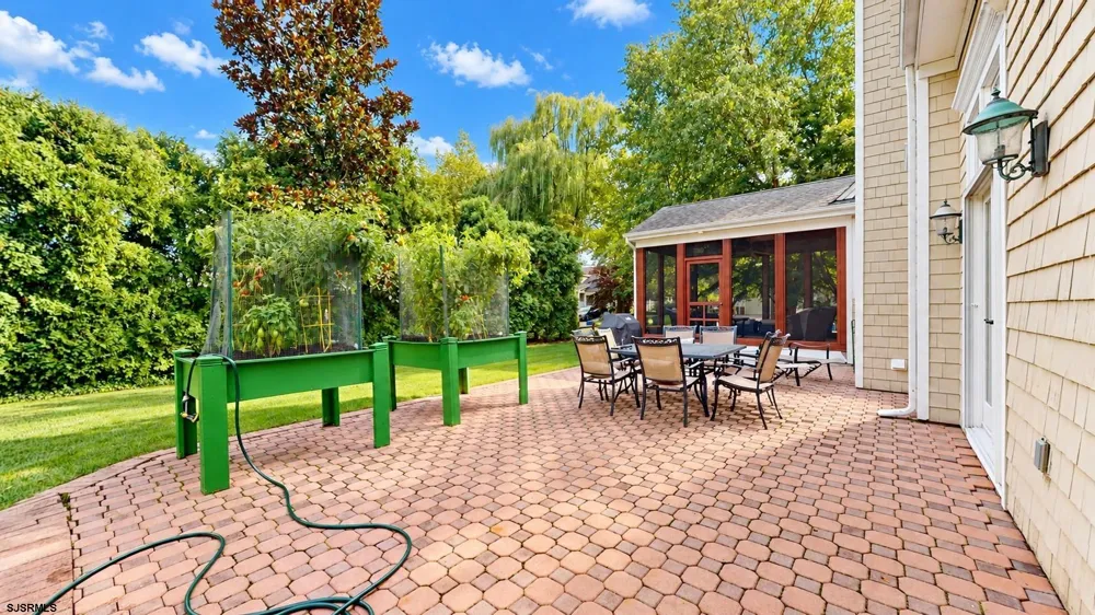 1262 Franklin Blvd Linwood, NJ 08221