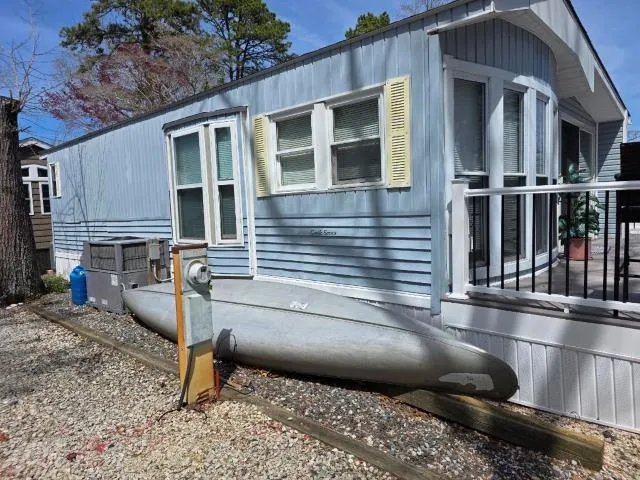 32 Wildwood Avenue Dennisville, NJ 08270